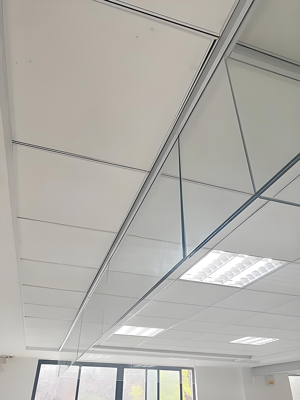 都兰玻璃都兰挡烟垂壁