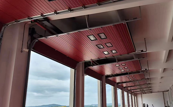 都兰工业翻板门